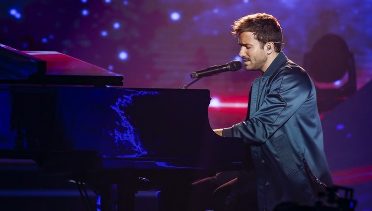 Pablo Alborán actuando en la gala final de 'OT 2018'