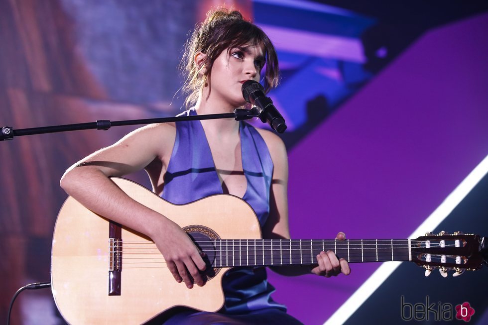 Amaia Romero actuando en la gala final de 'OT 2018'