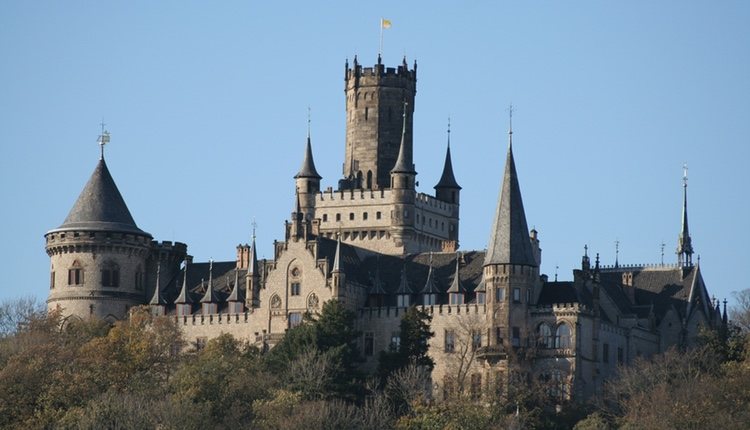 Vista general del Castillo de Marienburg, situado en la Baja Sajonia (Alemania)