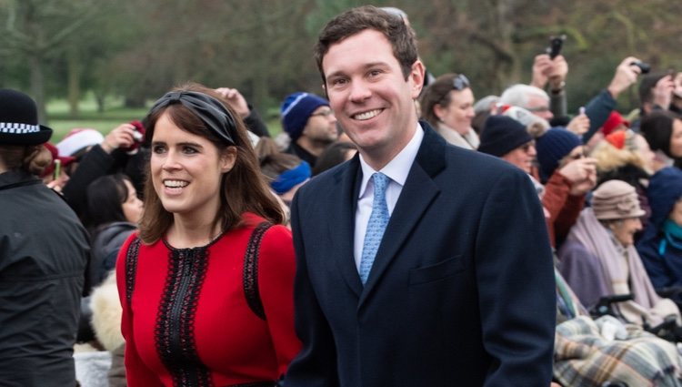 La princesa Eugenia de York y Jack Brooksbank llegando a la Misa de Navidad 2018