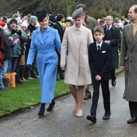 Los condes de Wessex y sus hijos llegando a la Misa de Navidad 2018