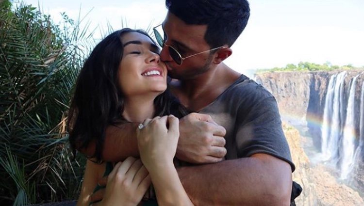 Amy Jackson se compromete con George Panayiotou