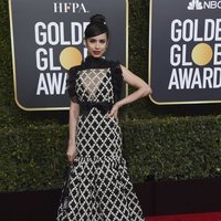 Sofia Carson en la alfombra roja de los Globos de Oro 2019