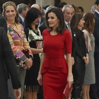 La Reina Letizia y la Infanta Elena en los Premios Nacionales del Deporte 2017