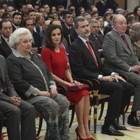 Los Reyes Felipe y Letizia, los Reyes Juan Carlos y Sofia, la Infanta Elena y la Infanta Pilar en los Premios Nacionales del Deporte 2017