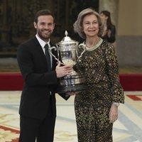 La Reina Sofía y Juan Mata en los Premios Nacionales del Deporte 2017