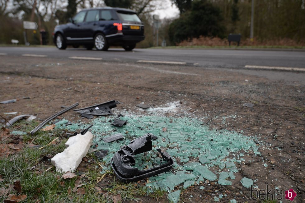 Restos del accidente de coche del Duque de Edimburgo