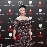 Debi Mazar en los Premios Feroz 2019