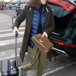 Cayetana Rivera en la estación de tren de Sevilla