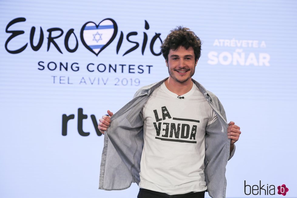 Miki posa como representante de España en Eurovisión 2019