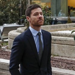 Xabi Alonso llegando a la Audiencia Provincial para ser juzgado por fraude fiscal