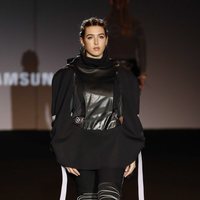 Alba Díaz desfilando en El Ego de Madrid Fashion Week para Laura Herrero