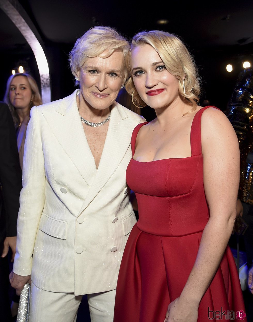 Glenn Close y Emily Osment durante la gala de los SAG 2019