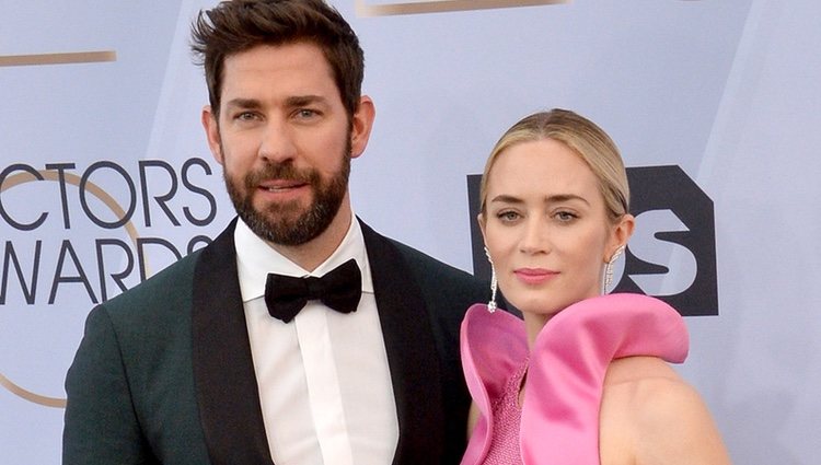 Emily Blunt y John Krasinski en el photocall de los SAG 2019