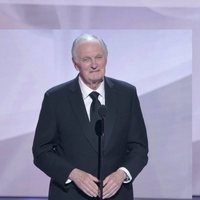 Alan Alda durante la gala de los SAG 2019