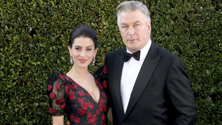 Alec Baldwin y Hilaria Baldwin en los SAG 2019