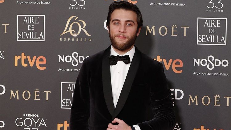 Pol Monen en la alfombra roja de los Premios Goya 2019