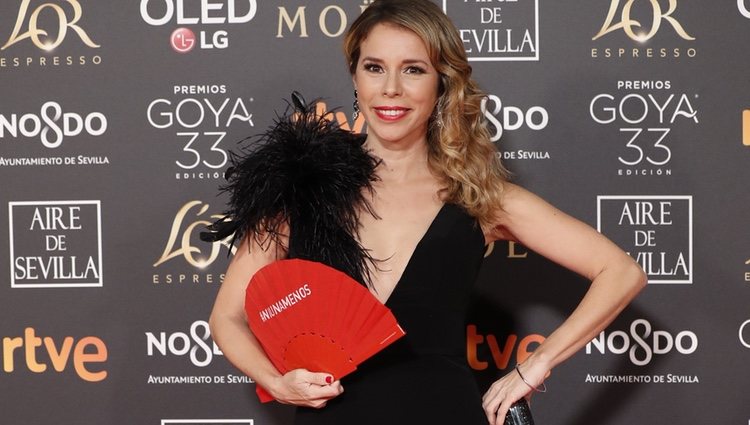 Athenea Mata en la alfombra roja de los Premios Goya 2019