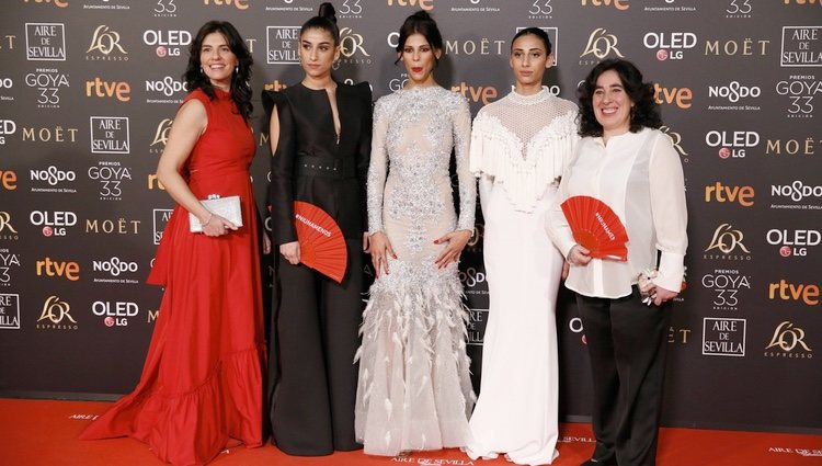 Elenco de 'Carmen y Lola' en la alfombra roja de los Premios Goya 2019