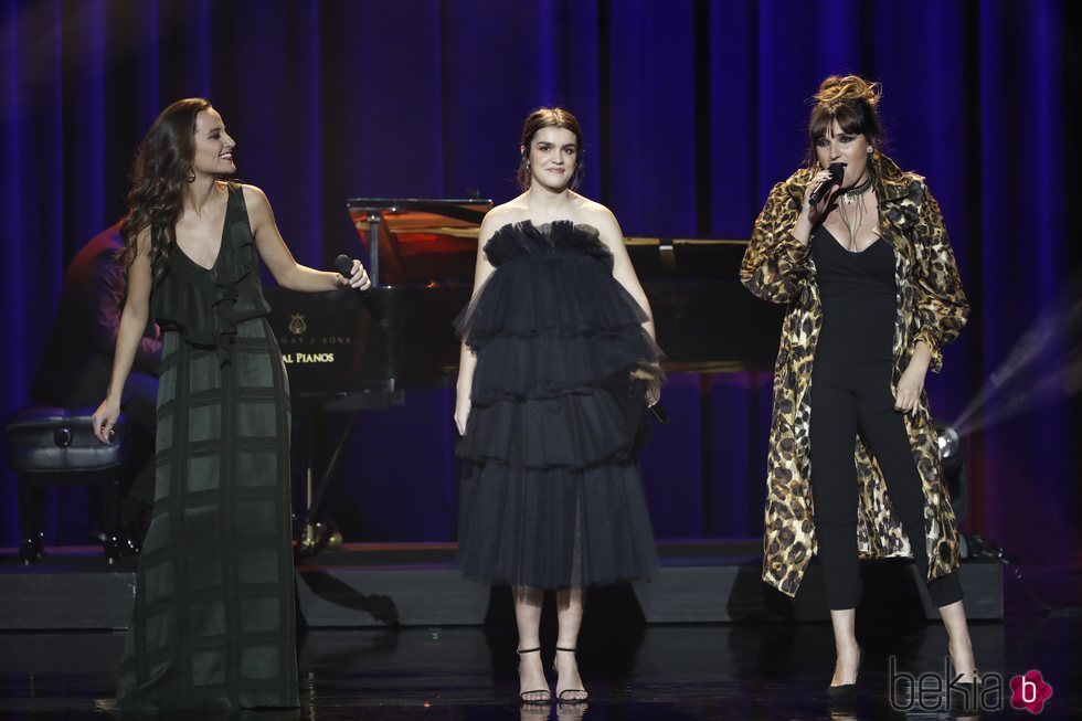 Judit Neddermann, Amaia Romero y Rozalén en los Premios Goya 2019