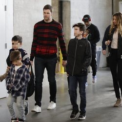 Gisele Bündchen, Tom Brady y sus hijos en la final de la Super Bowl 2019