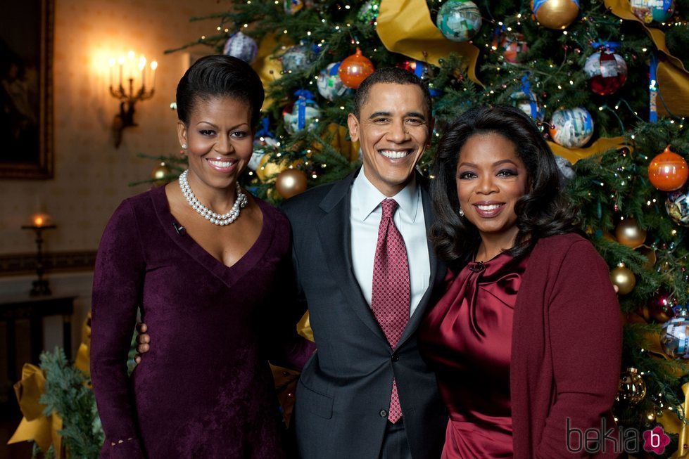 Oprah Winfrey, Barack Obama y Michelle Obama en la Casa Blanca por navidad