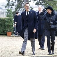 Filiberto de Saboya en el funeral del Conde de París