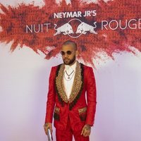 Dani Alves en la fiesta de cumpleaños de Neymar