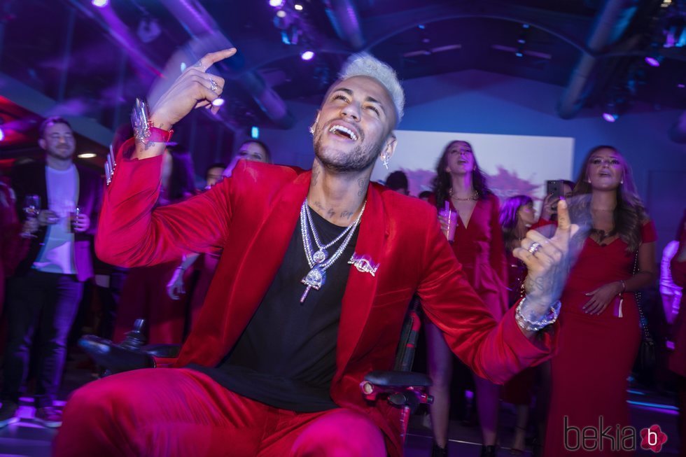 Neymar en su fiesta de cumpleaños