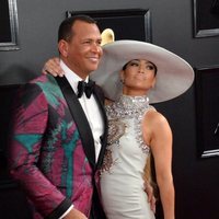 Jennifer Lopez y Alex Rodríguez en la alfombra roja de los Grammy 2019