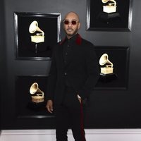 Swizz Beatz en la alfombra roja de los Grammy 2019