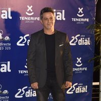 Alejandro Sanz en los premios cadena dial