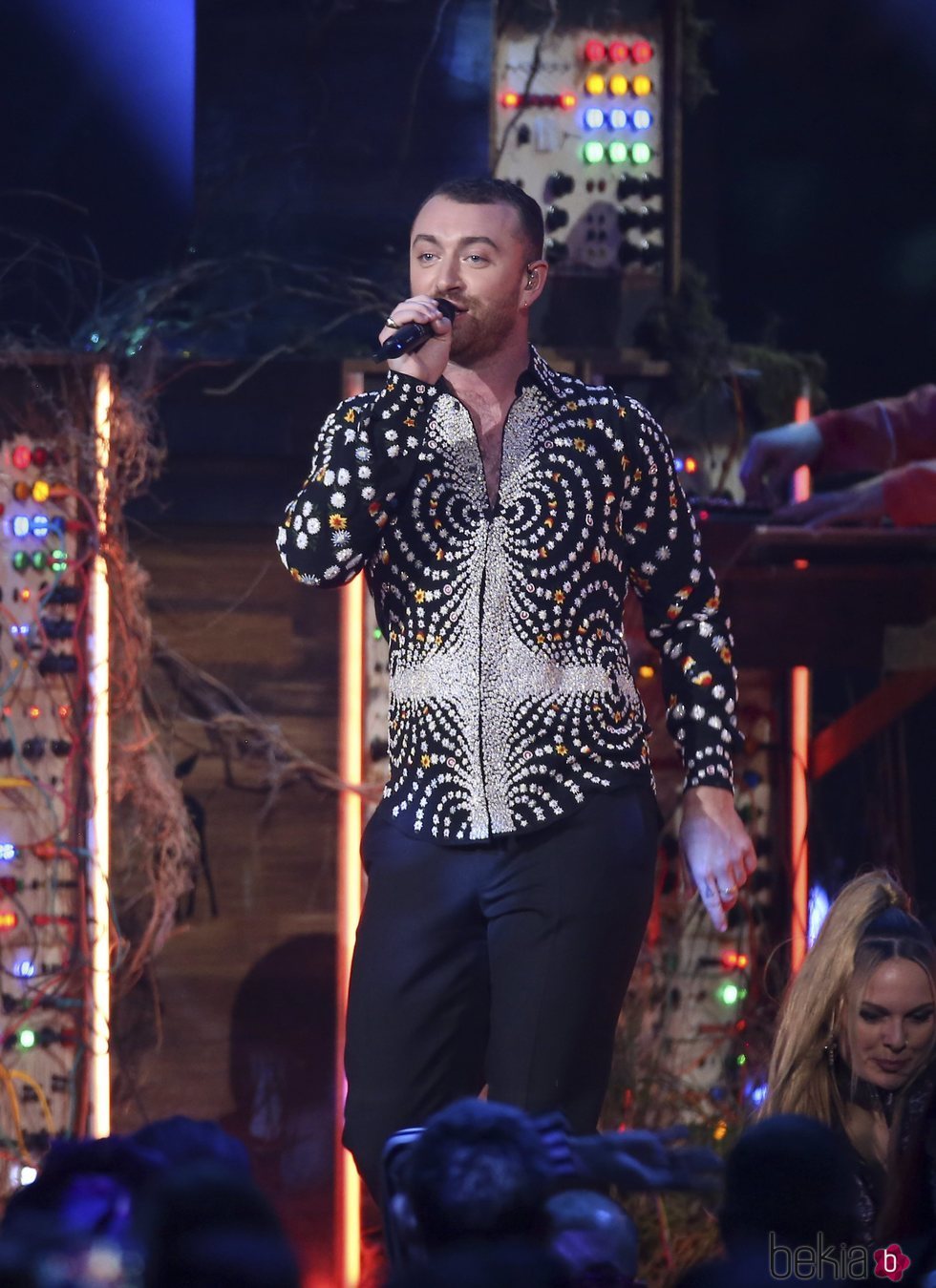 Sam Smith actuando en los Brit Awards 2019