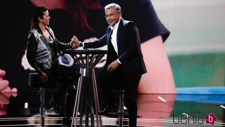 Yoli y Jorge Javier Vázquez en el plató de la gala 8 de 'GHDÚO'