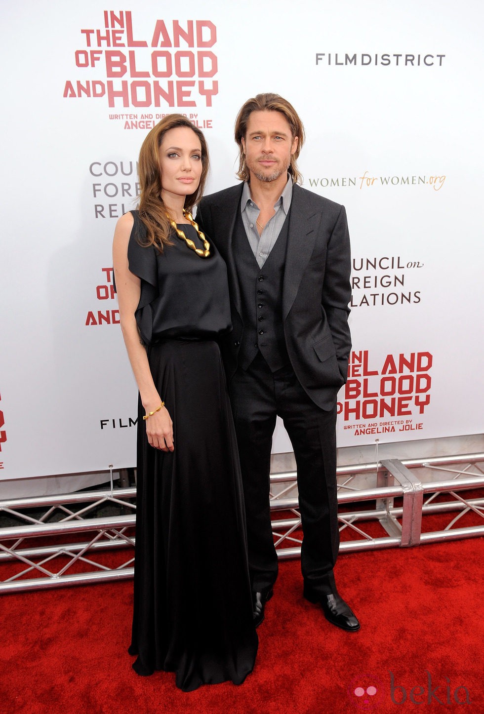 Angelina Jolie presenta con Brad Pitt 'In the Land of Blood and Honey' en Nueva York