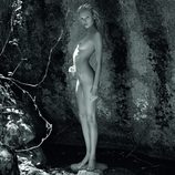 Natasha Poly posando para el calendario Pirelli 2012