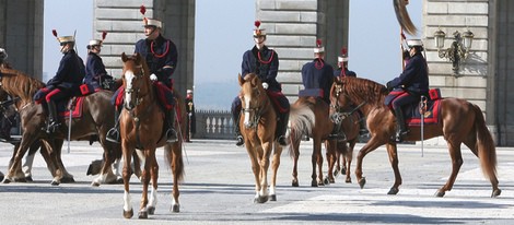 Acto de Relevo Solemne de la Guardia Real en el Palacio de Oriente de Madrid