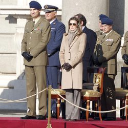 Los Príncipes de Asturias en el Relevo de la Guardia Real en el Palacio de Oriente