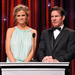 Brooklyn Decker y Dennis Quaid en la gala Unicef Ball 2011