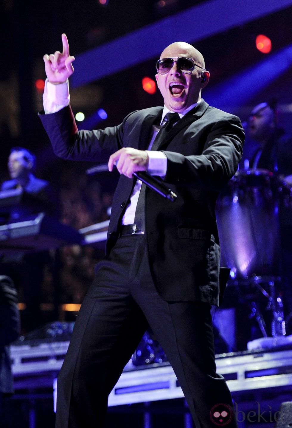 PitBull durante su actuación en los Jingle Ball 2011