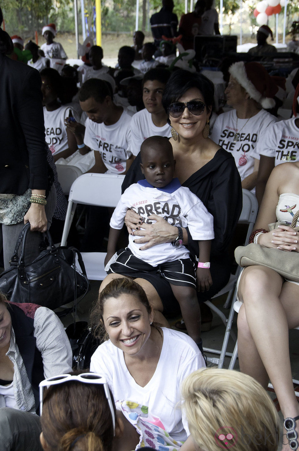 Kris Jenner con los más desfavorecidos de Haití