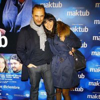 Pedro Larrañaga y Maribel Verdú en el estreno de 'Maktub'