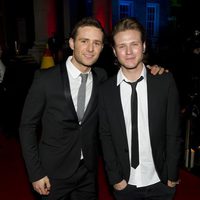 Dougie Poynter y Harry Judd de McFly en los Military Awards 2011