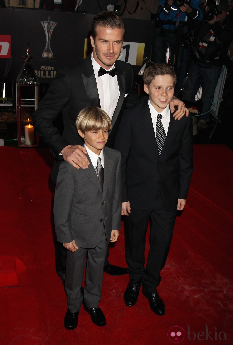 David Beckham y sus hijos en los Military Awards 2011