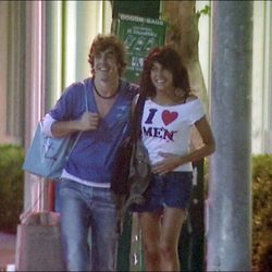 Fernando Alonso y Raquel del Rosario paseando por Lincoln Road