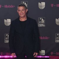 Alejandro Sanz en los premios Lo Nuestro 2019