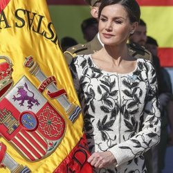 La Reina Letizia en la Entrega de la Bandera Nacional