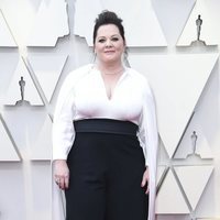 Melissa McCarthy en la alfombra roja de los Premios Oscar 2019