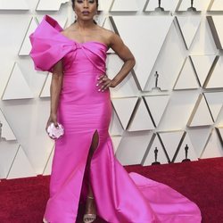 Angela Bassett en la alfombra roja de los Premios Oscar 2019