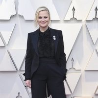 Amy Poehler en la alfombra roja de los Premios Oscar 2019